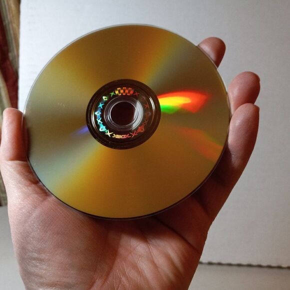 20 GB Backwards compatible XBox Hard-drive & XBox Test Drive Game - Picture 4 of 7